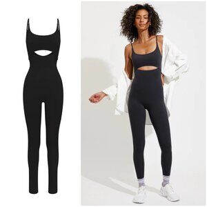 Left On Friday Peak Playsuit Jumpsuit Onesie Gym Athleisure size XS Black